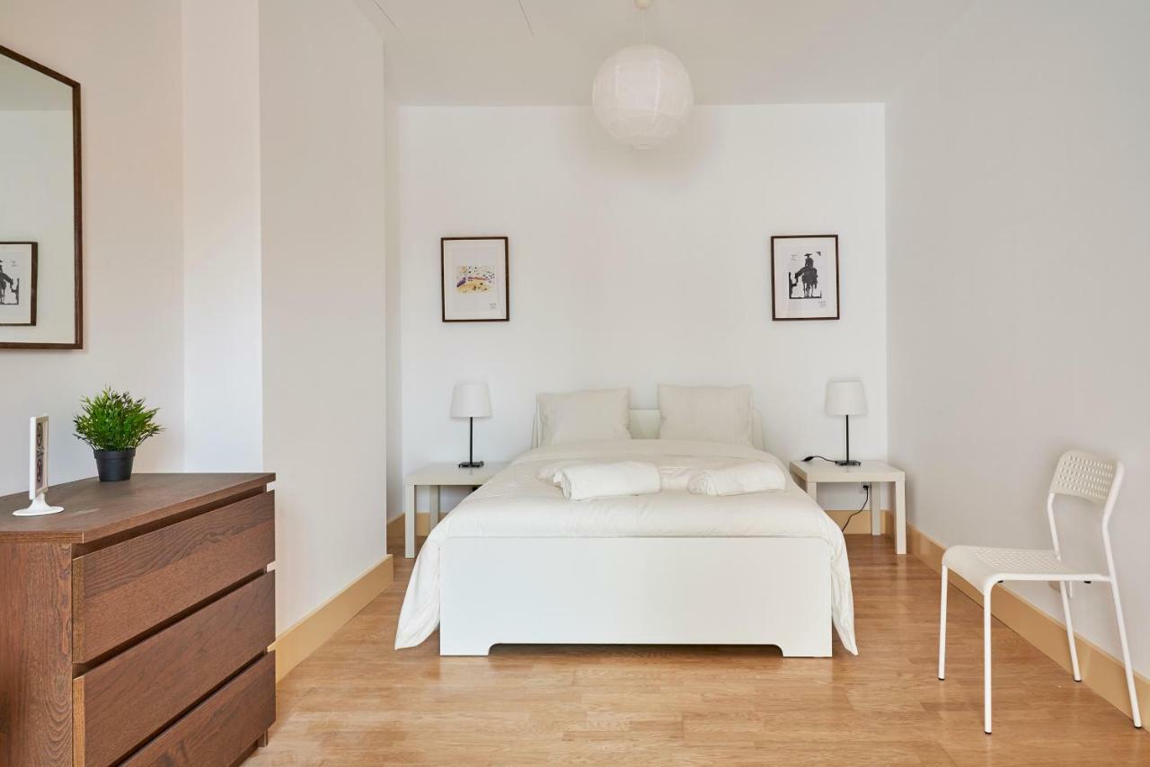Campo Pequeno Avenida Hotell Lisboa Rum bild